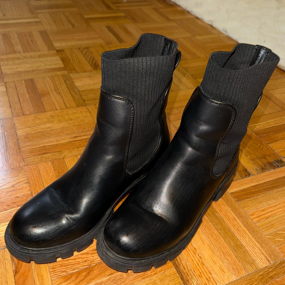 Steve Madden Black Ankle Booties